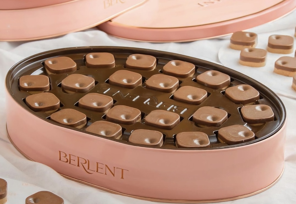 BERLENT HALF CHOCOLATE